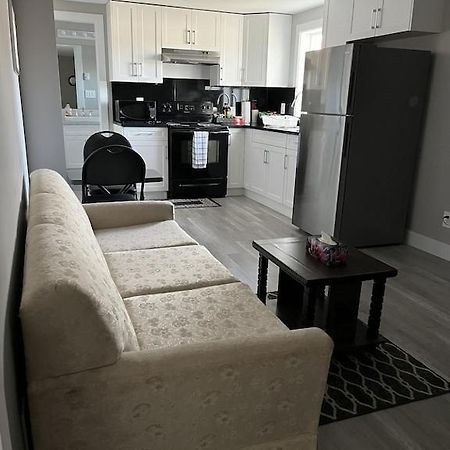 Dugg Bed And Breakfast Виктория Экстерьер фото